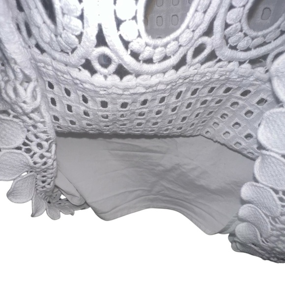 EUC Lilly Pulitzer White Eyelet Lace Crochet Short Sleeve Dress 8 Cottagecore - Picture 4 of 6